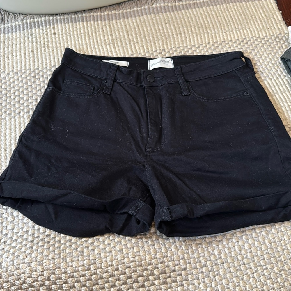 Universal Thread High Ride Midi Shorts